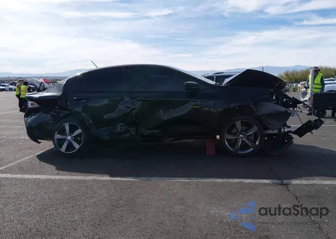 2015 Dodge Dart Gt z USA, uszkodzony, nr VIN 1C3CDFEB5FD213031